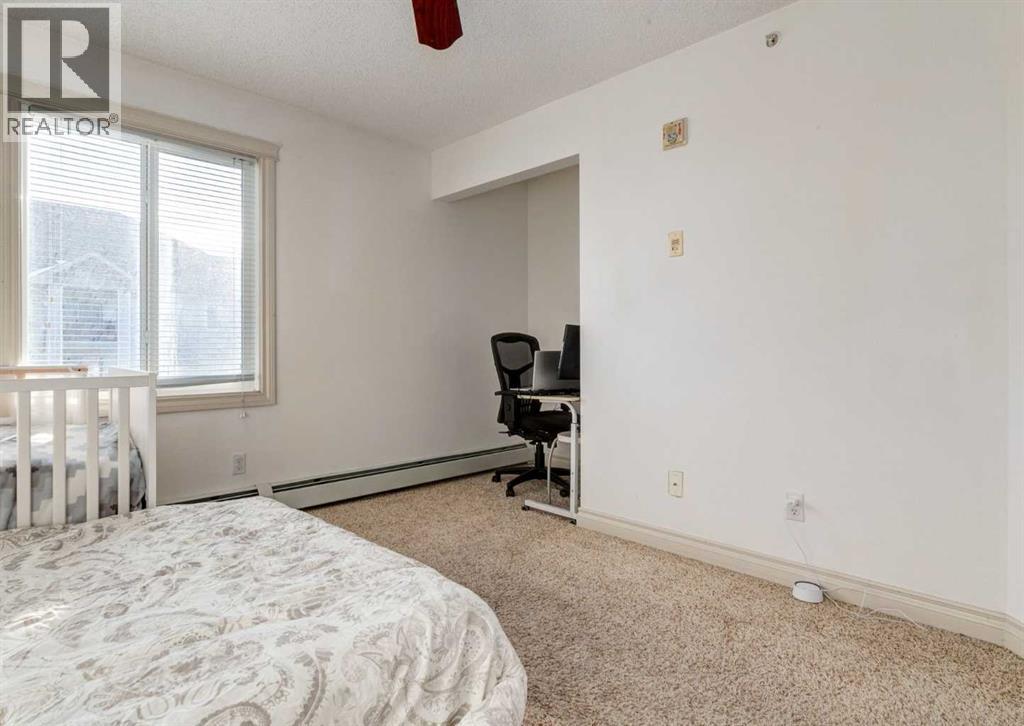 Single Family House for Sale in   Eversyde Avenue SW Evergreen Calgary 