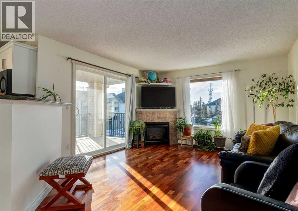 Single Family House for Sale in   Eversyde Avenue SW Evergreen Calgary 