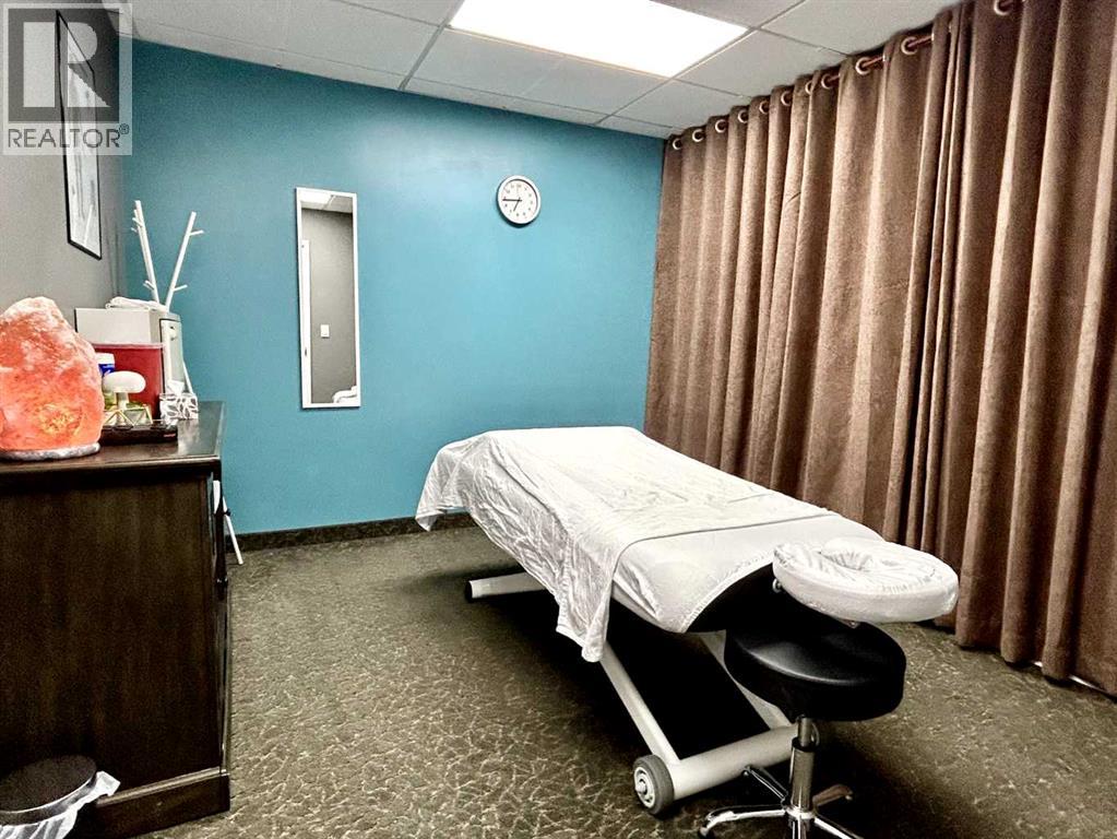 Office for Sale in   Crowchild Trail Varsity Calgary 