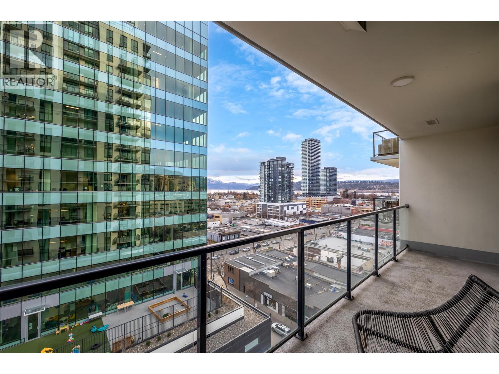 #1103 1471 St Paul Street - 10