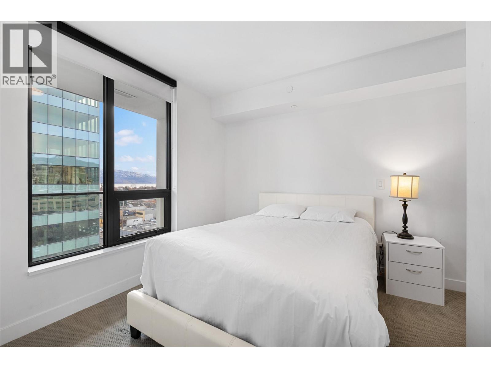 #1103 1471 St Paul Street - 11