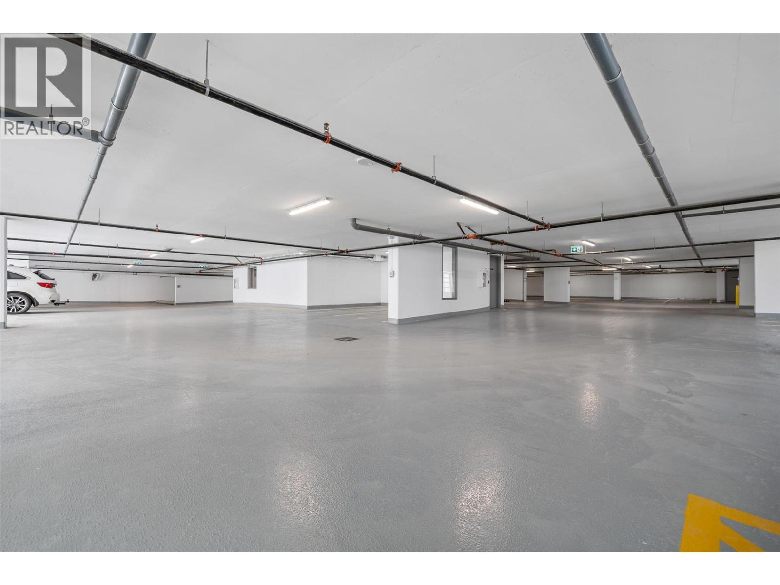#1103 1471 St Paul Street - 23