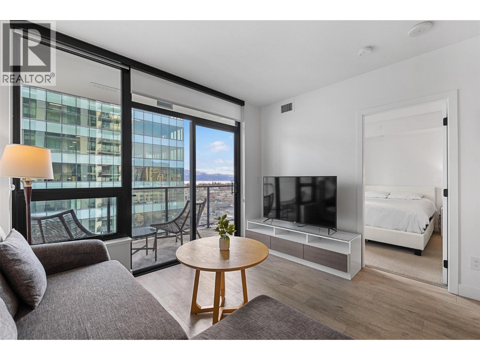 #1103 1471 St Paul Street - 7