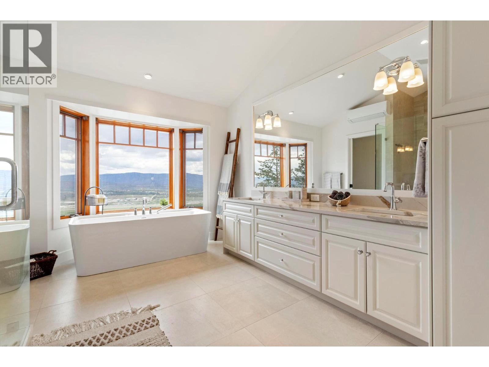  5774 Deadpine Drive, Kelowna
