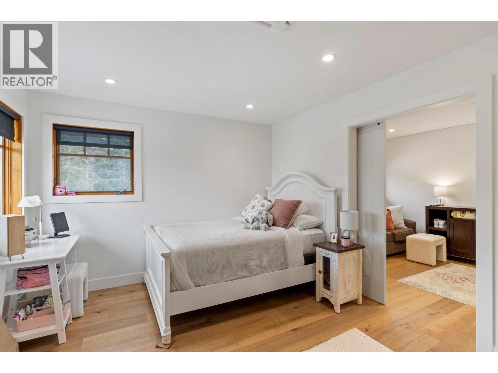  5774 Deadpine Drive, Kelowna