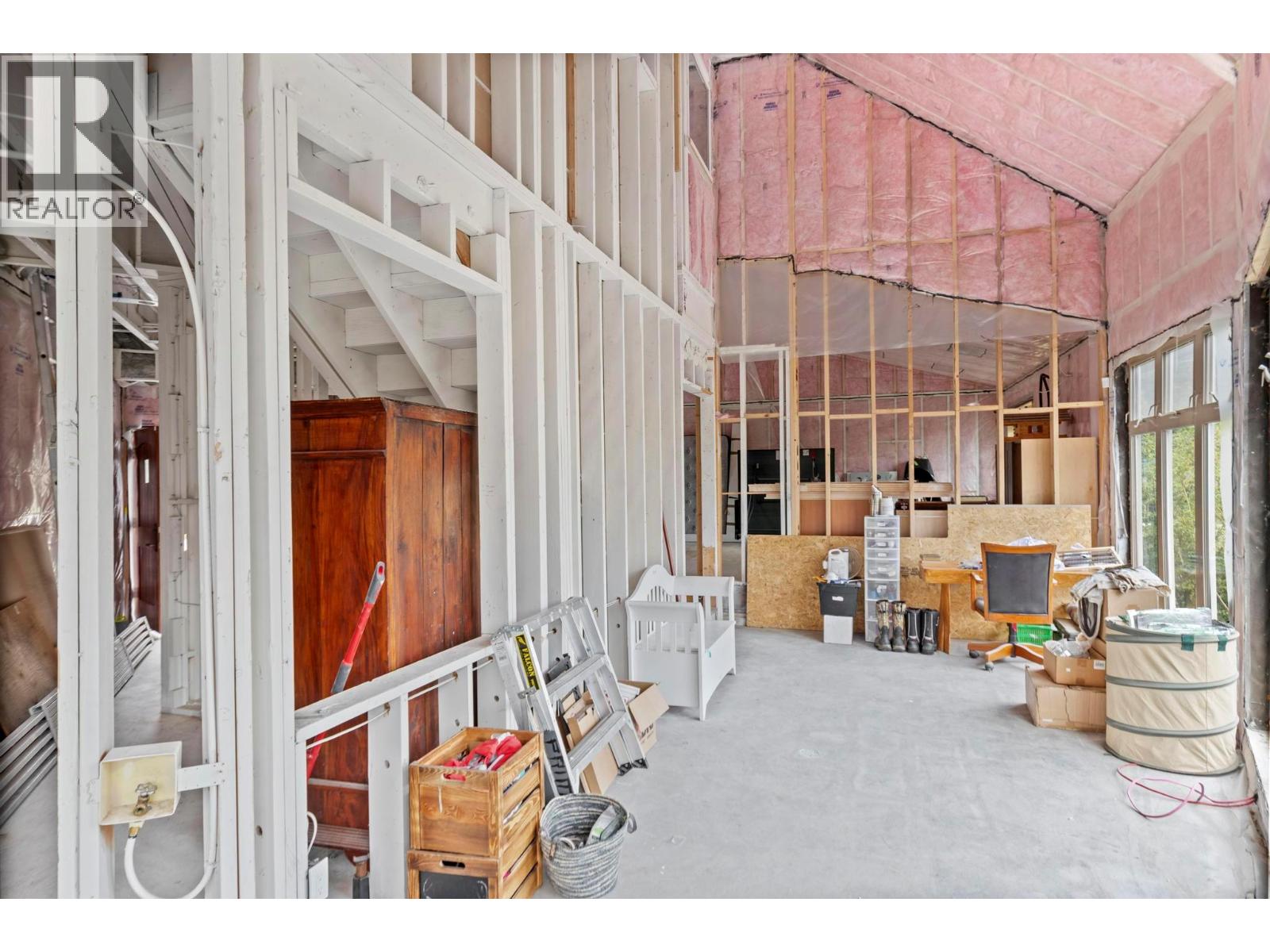  5774 Deadpine Drive, Kelowna