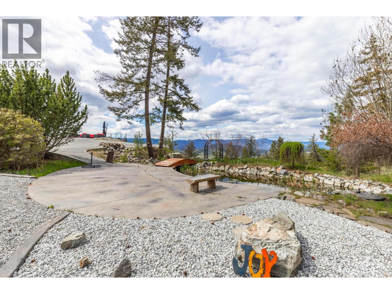  5774 Deadpine Drive, Kelowna
