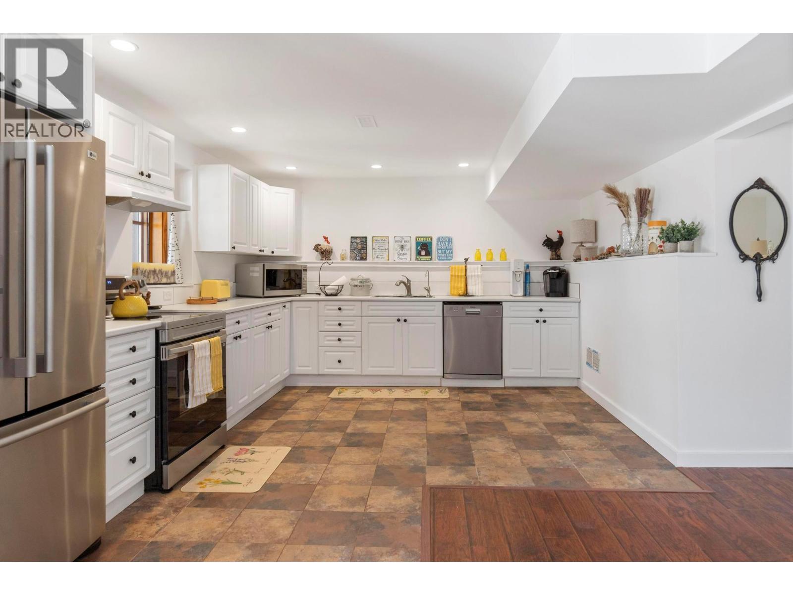  5774 Deadpine Drive, Kelowna