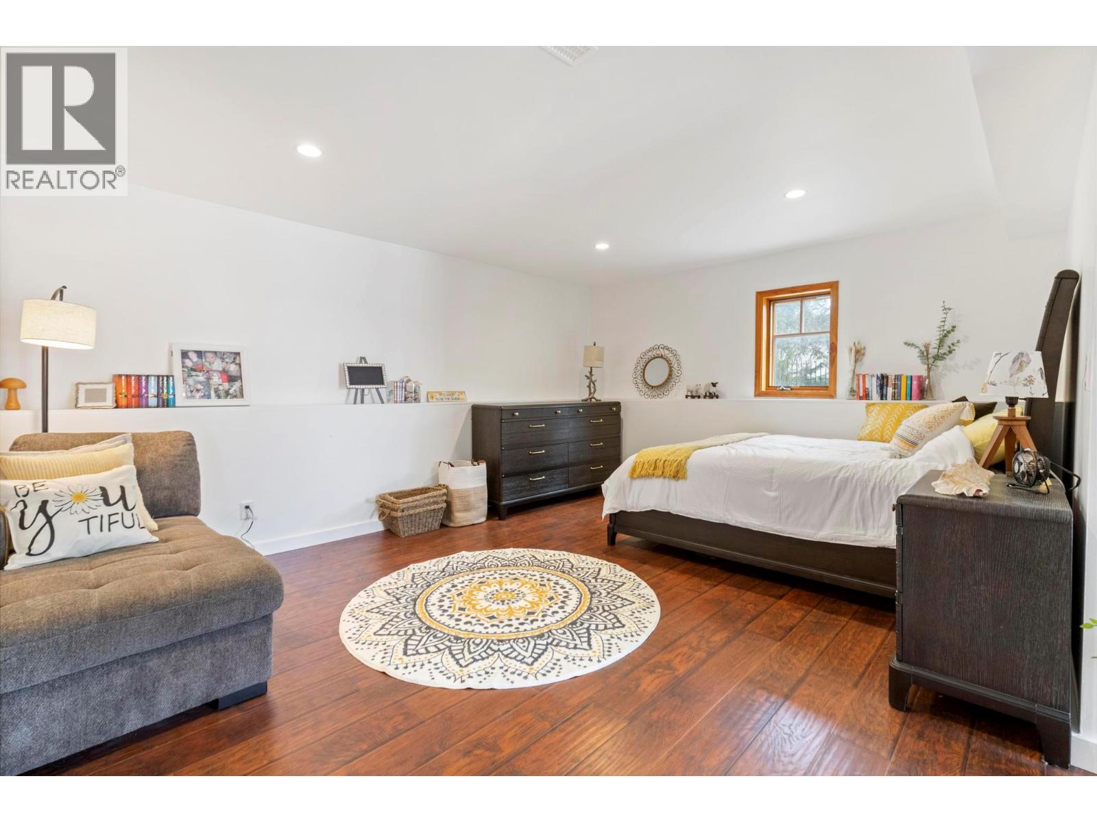  5774 Deadpine Drive, Kelowna