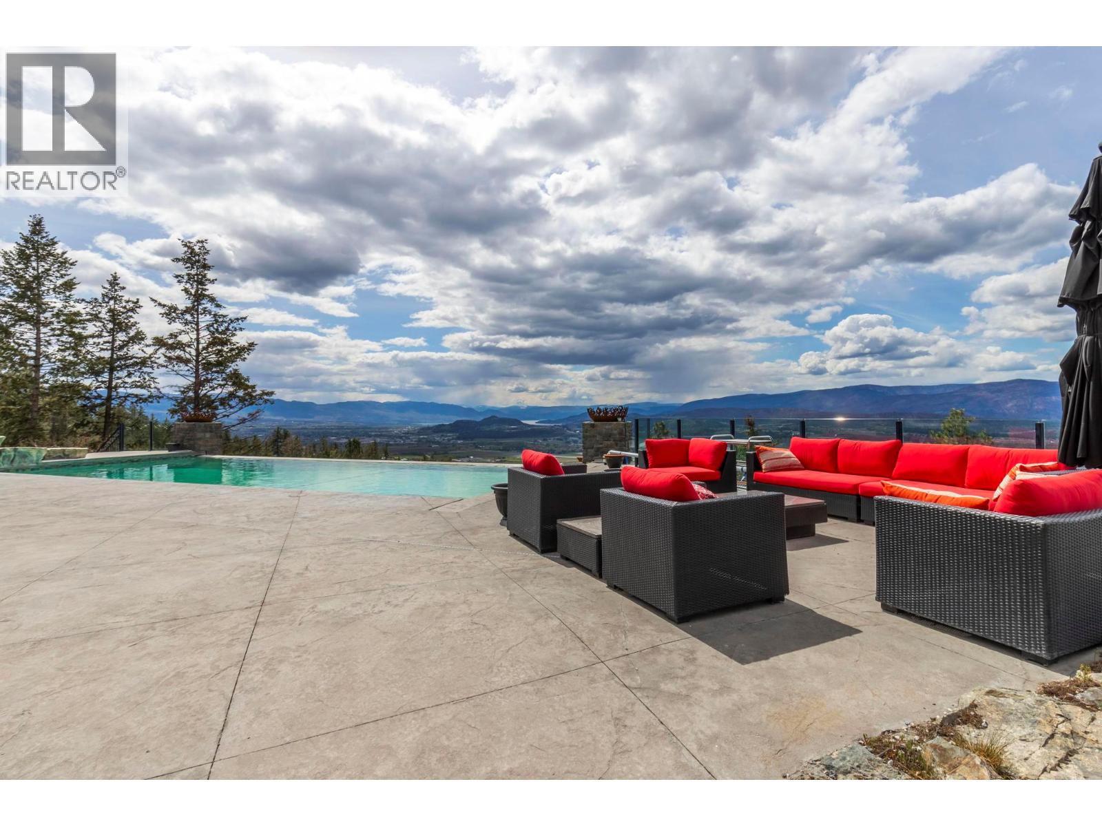  5774 Deadpine Drive, Kelowna