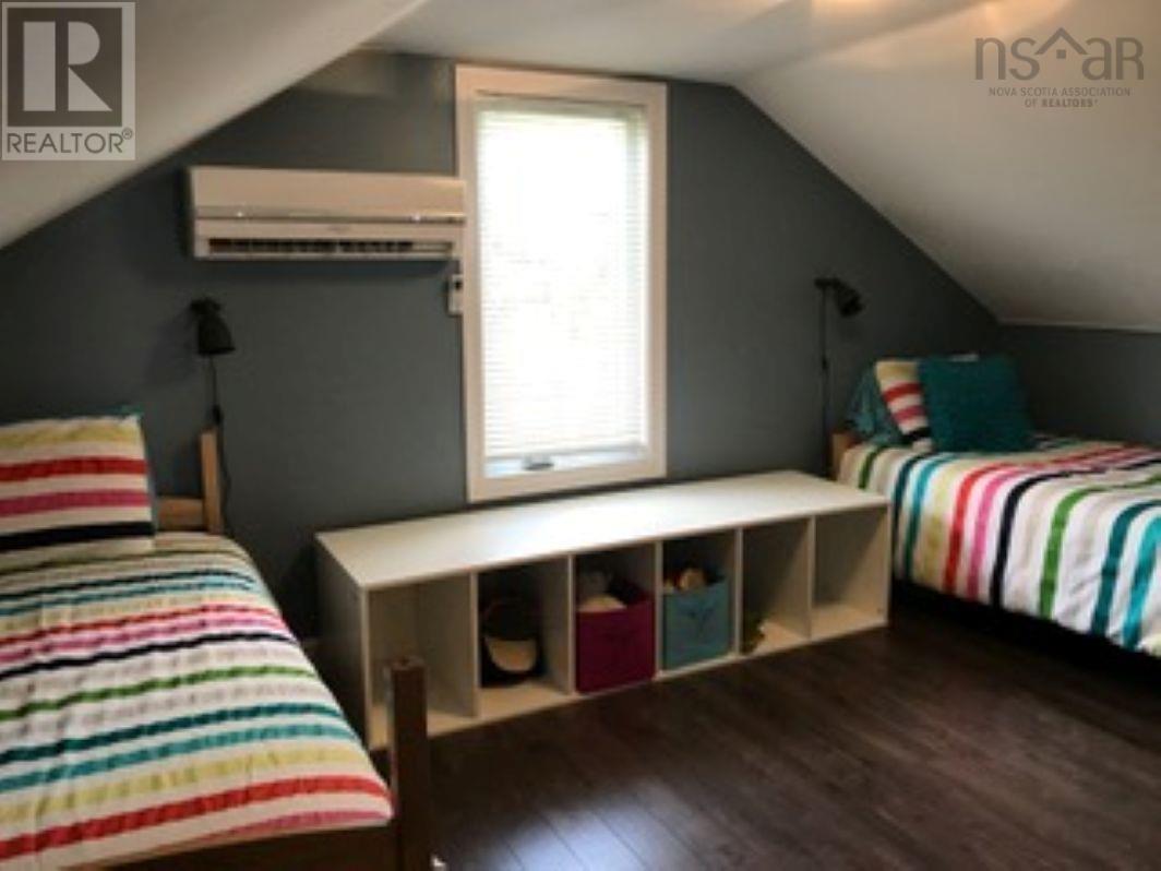 Property 20 of 50 of 4 & 6 Hemlock Street