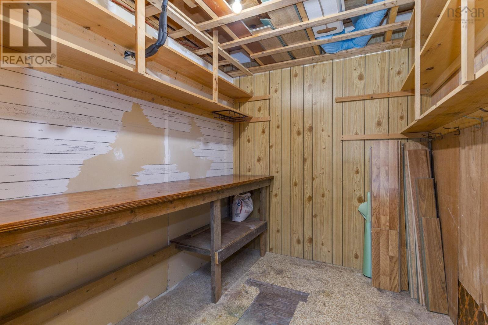 Property 35 of 47 of 18 Kirk Avenue