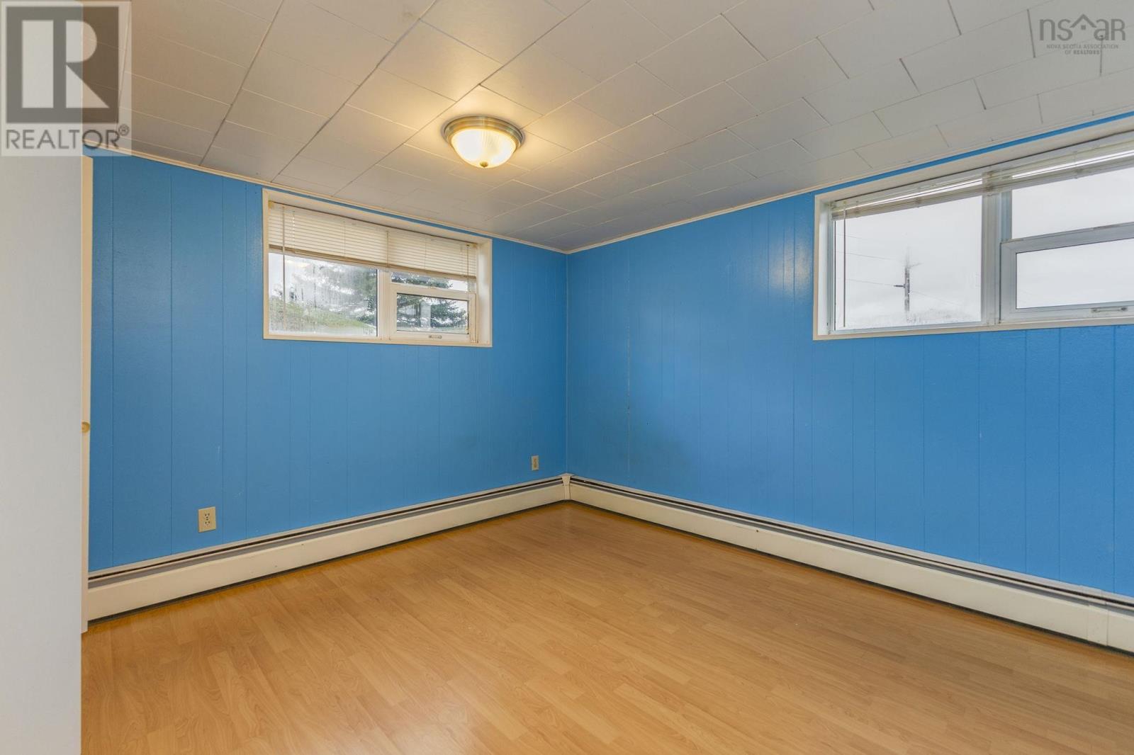 Property 24 of 47 of 18 Kirk Avenue