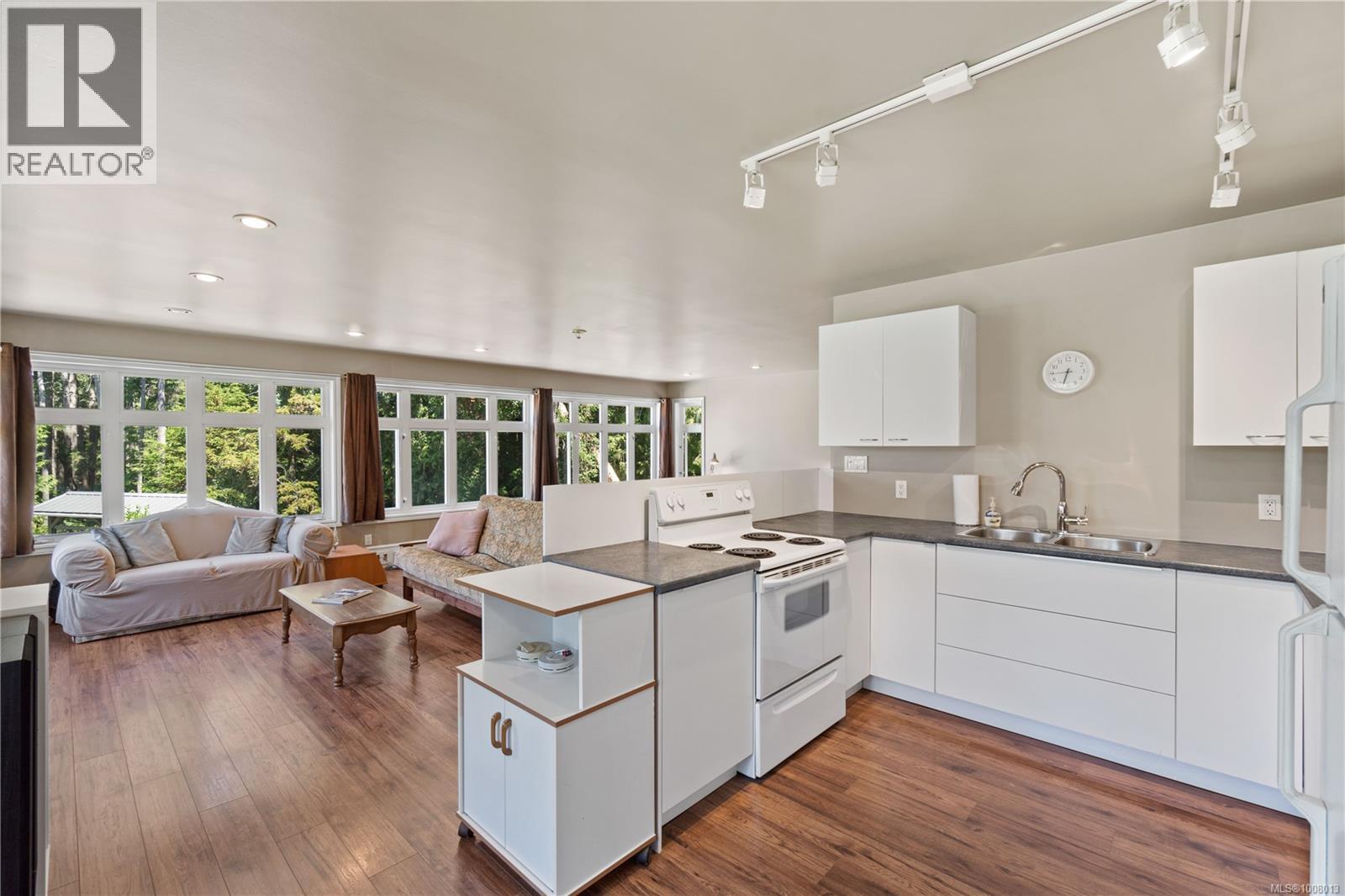  879 Canso Road, Gabriola Island