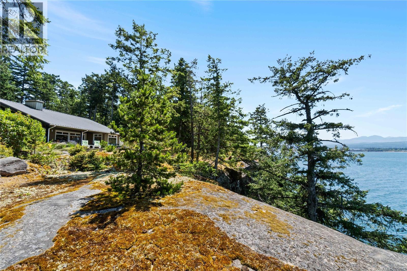  879 Canso Road, Gabriola Island