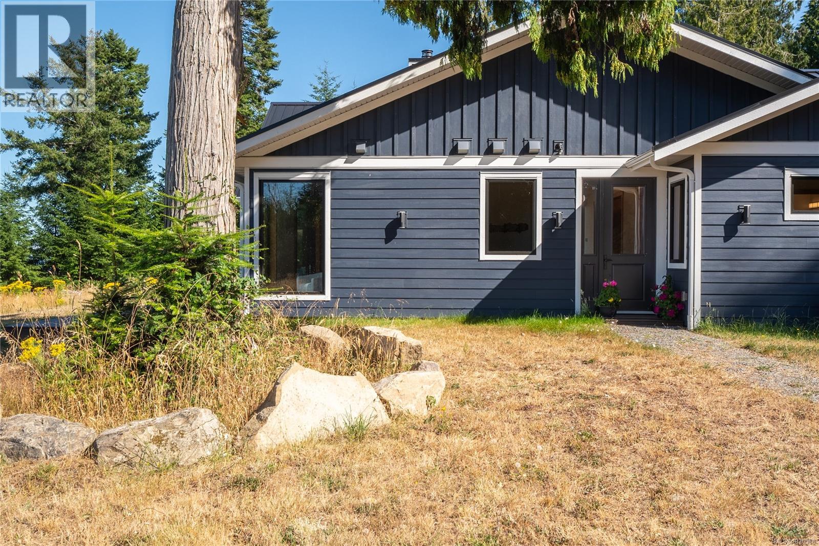  573 Horseshoe Road, Gabriola Island