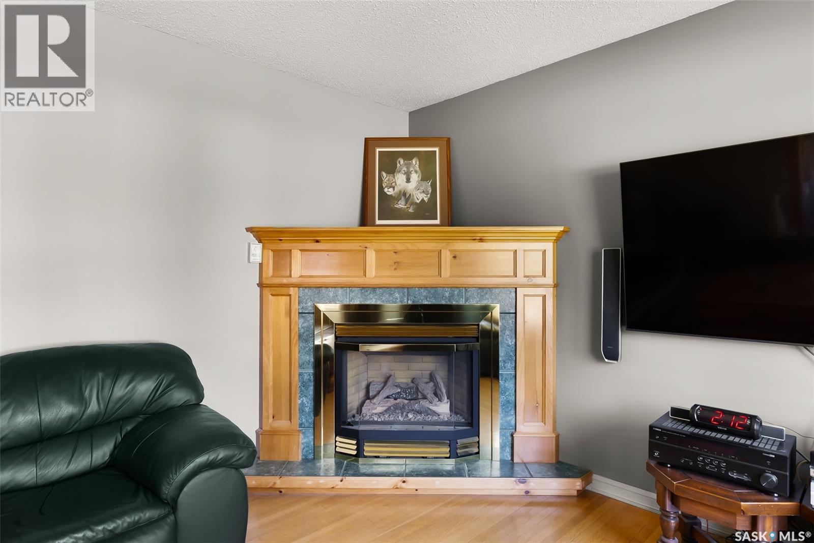 433 9TH AVENUE W - 4