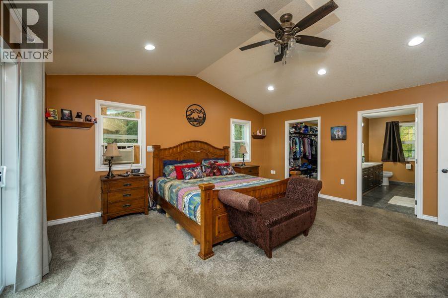 4438 HANET ROAD, Prince George