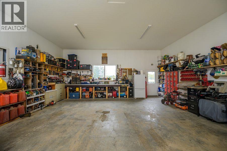 4438 HANET ROAD, Prince George