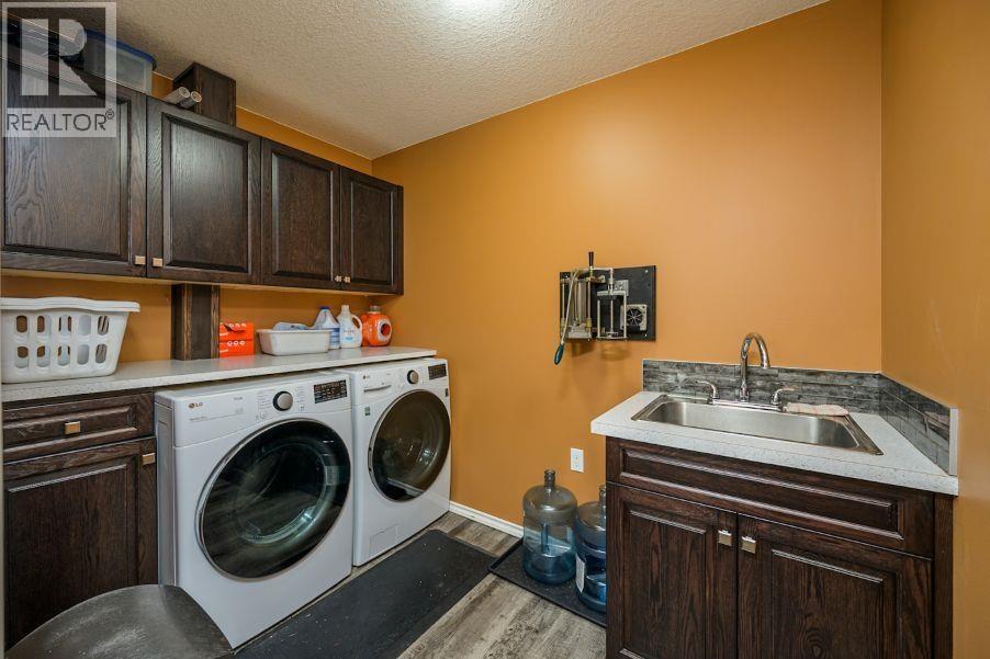 4438 HANET ROAD, Prince George