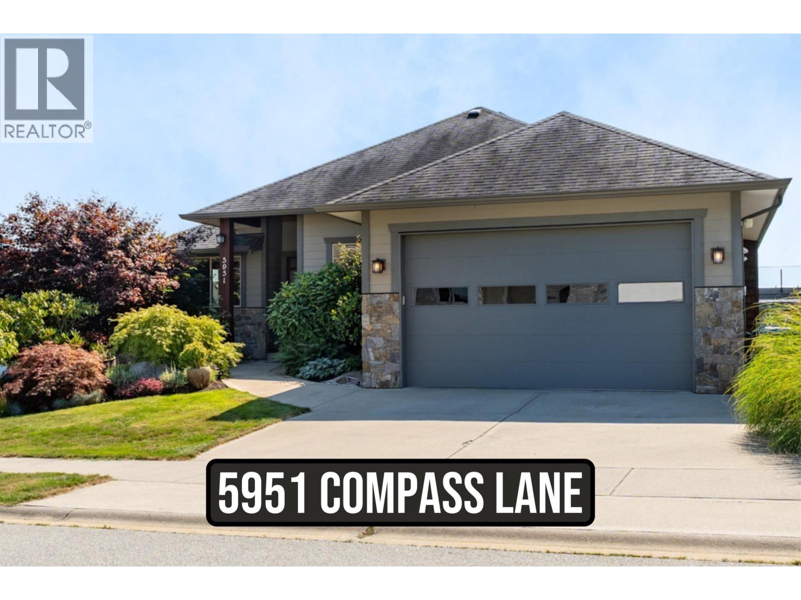 5951 COMPASS LANE, Sechelt