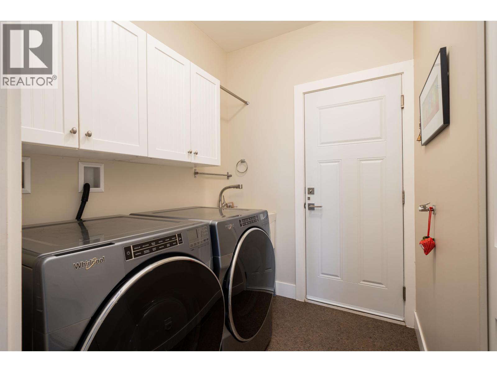 5951 COMPASS LANE, Sechelt