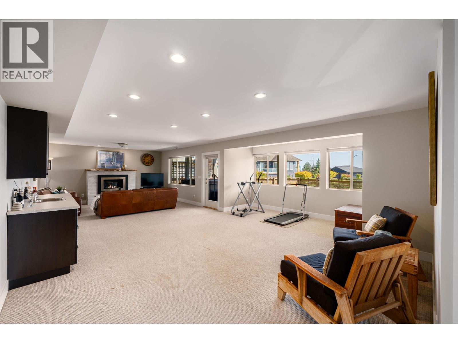 5951 COMPASS LANE, Sechelt