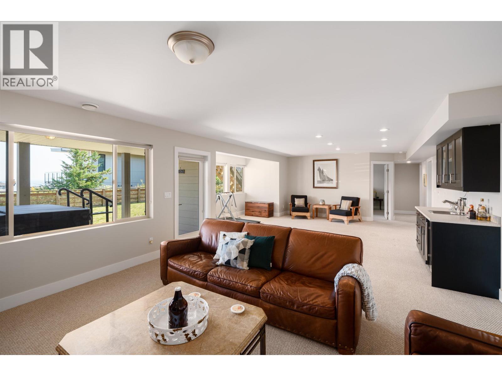 5951 COMPASS LANE, Sechelt