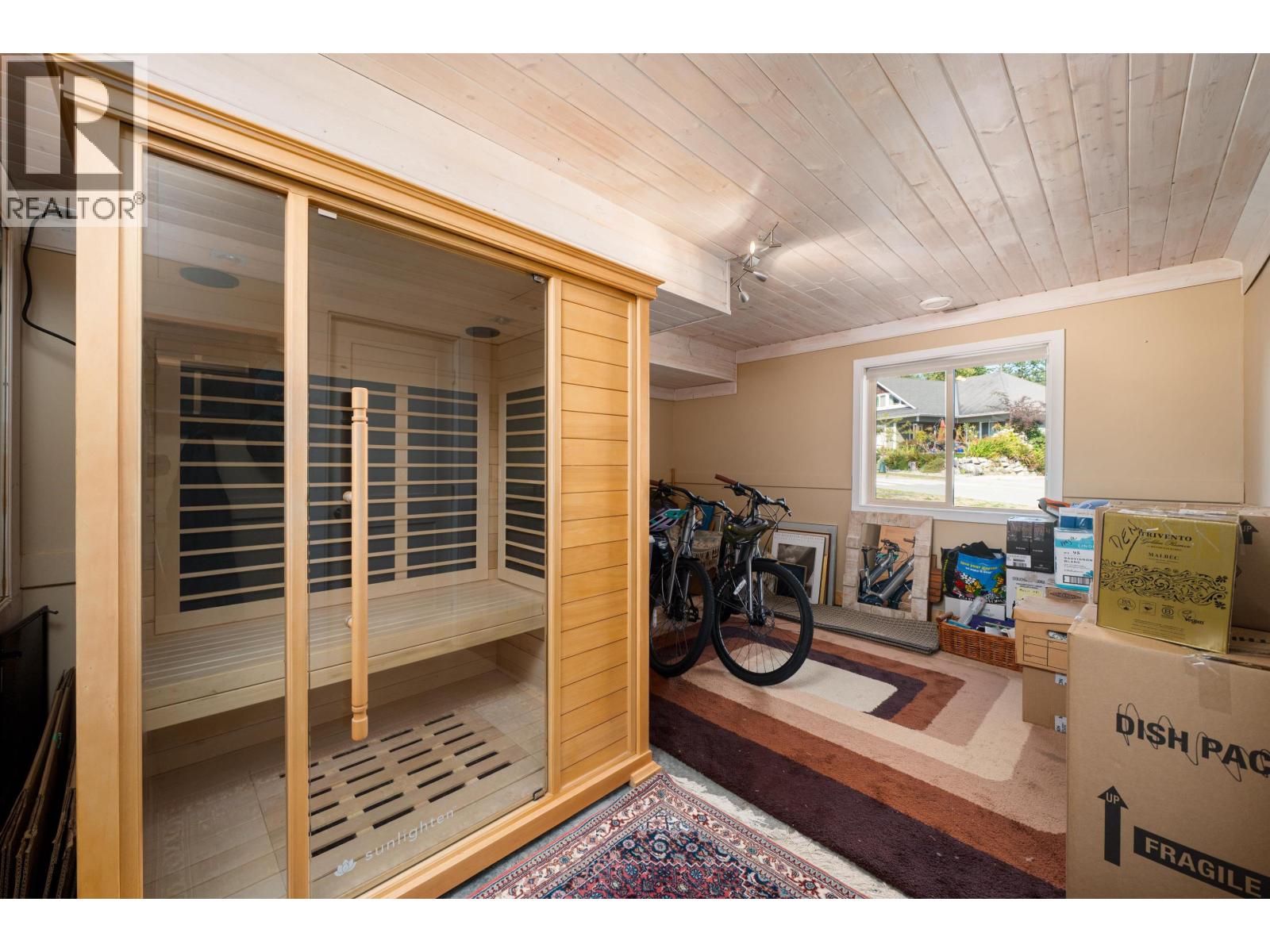 5951 COMPASS LANE, Sechelt