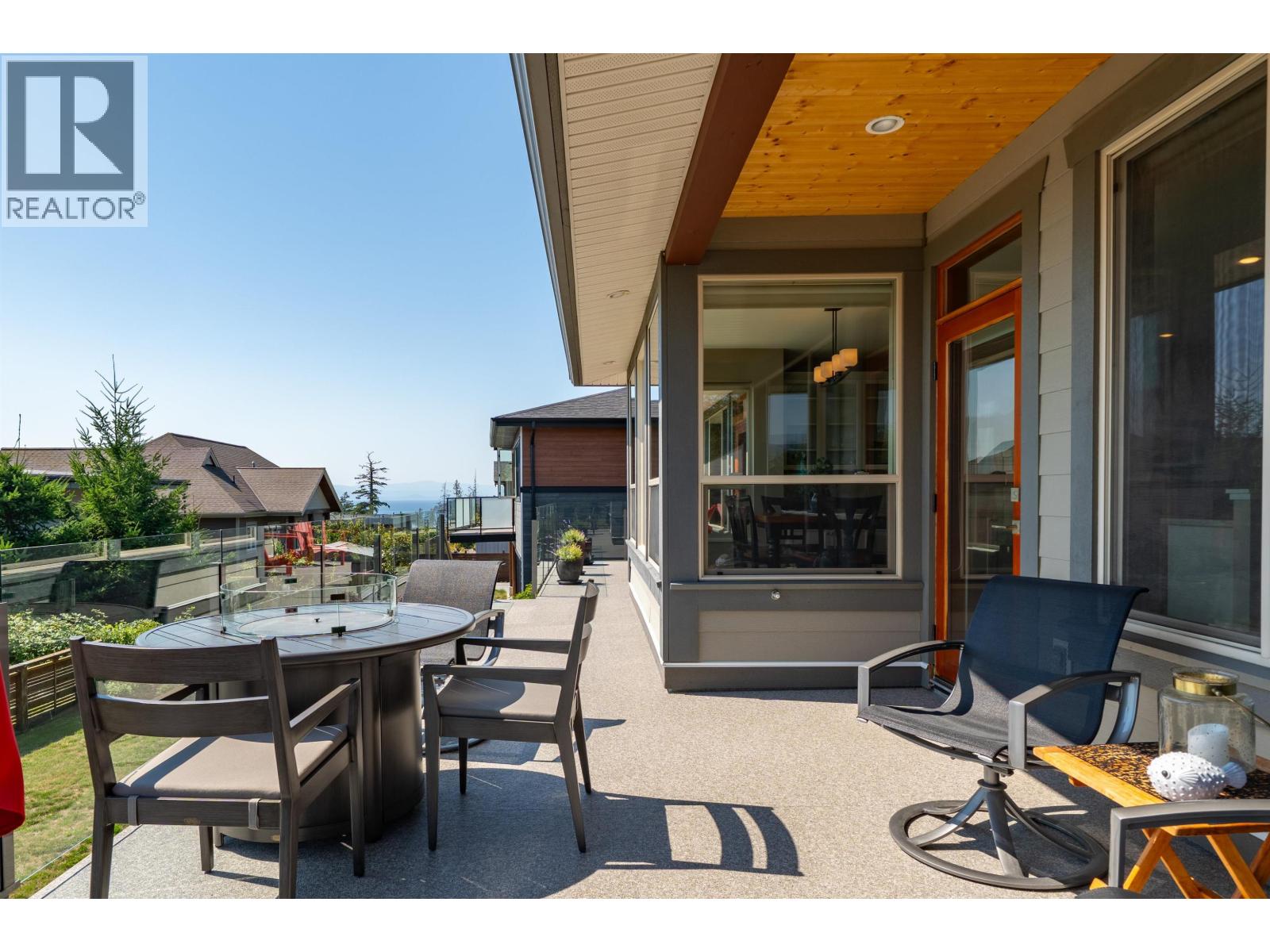 5951 COMPASS LANE, Sechelt