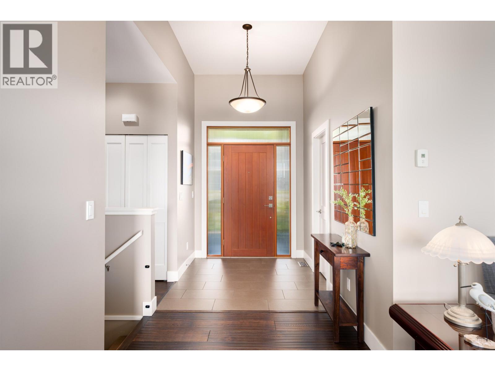 5951 COMPASS LANE, Sechelt