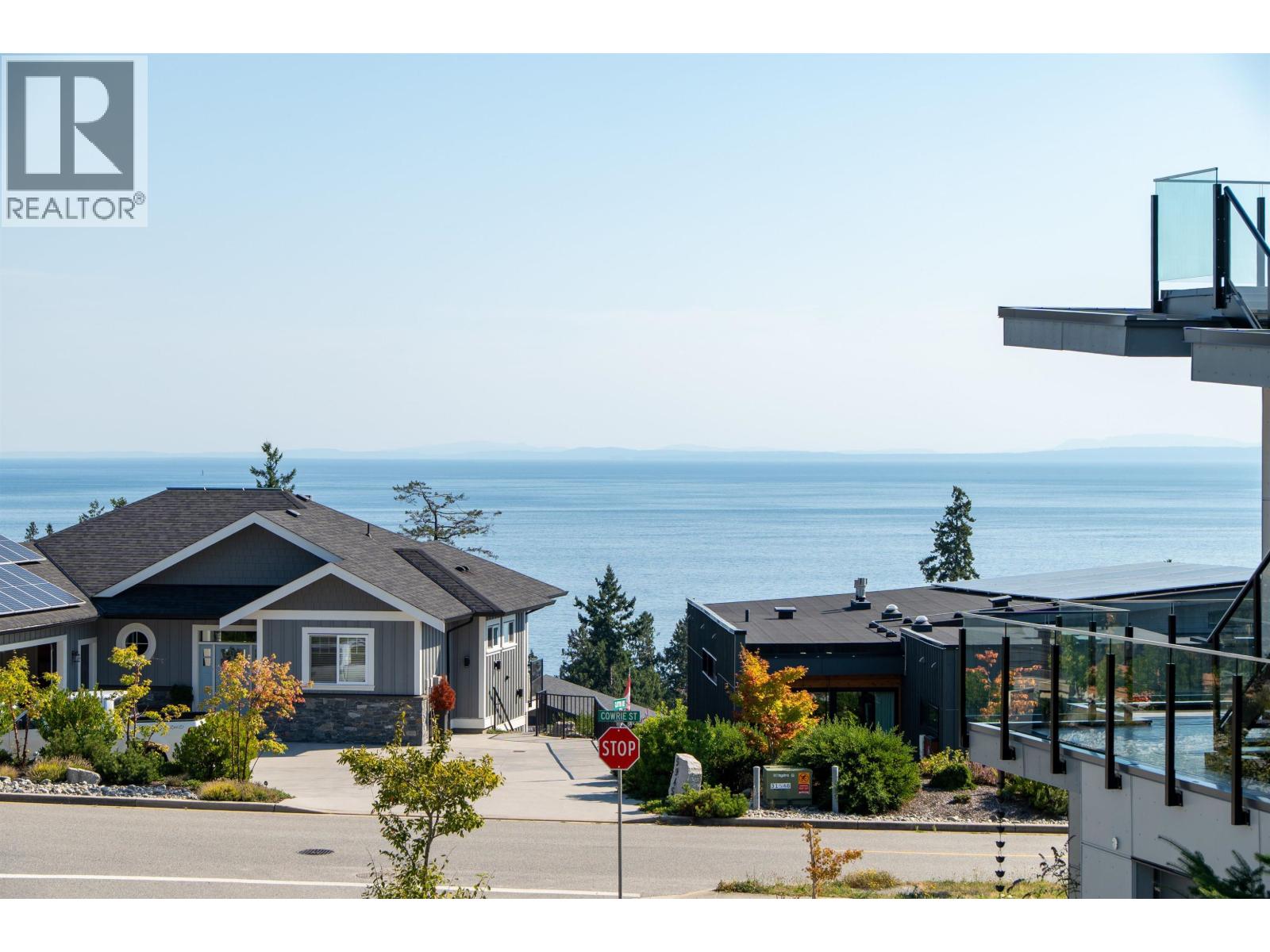 5951 COMPASS LANE, Sechelt
