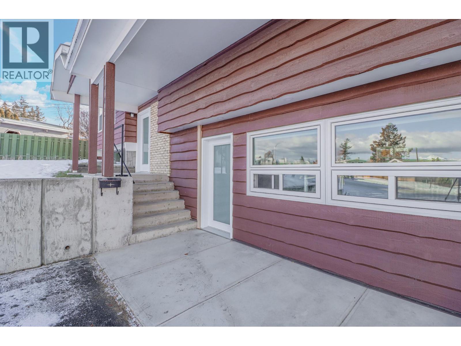 1405 2A AVENUE S - 20