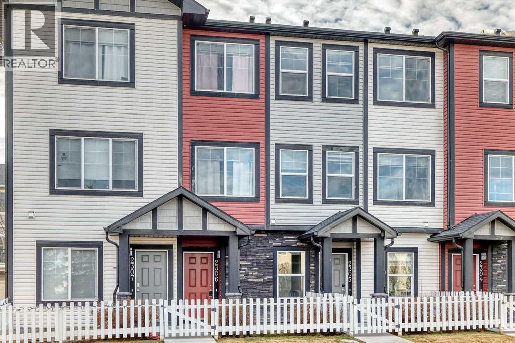 2306 Jumping Pound Common, Cochrane