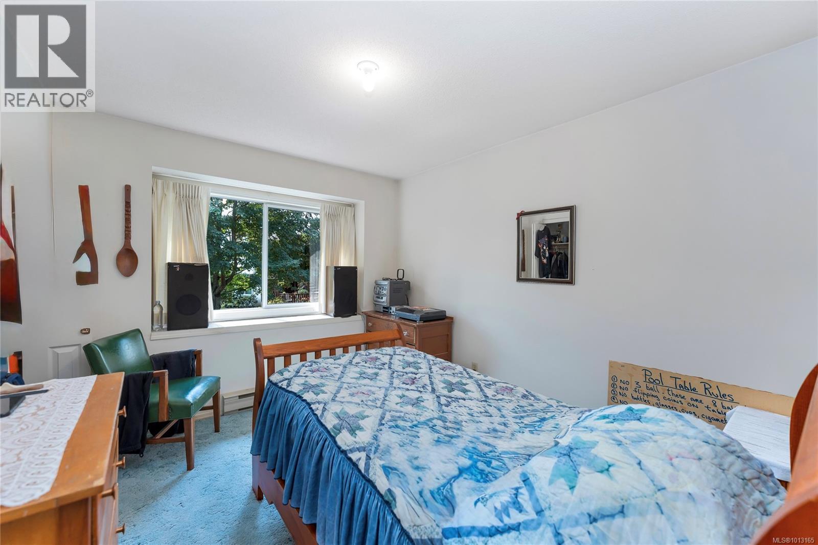  722 Miller Avenue, Saanich