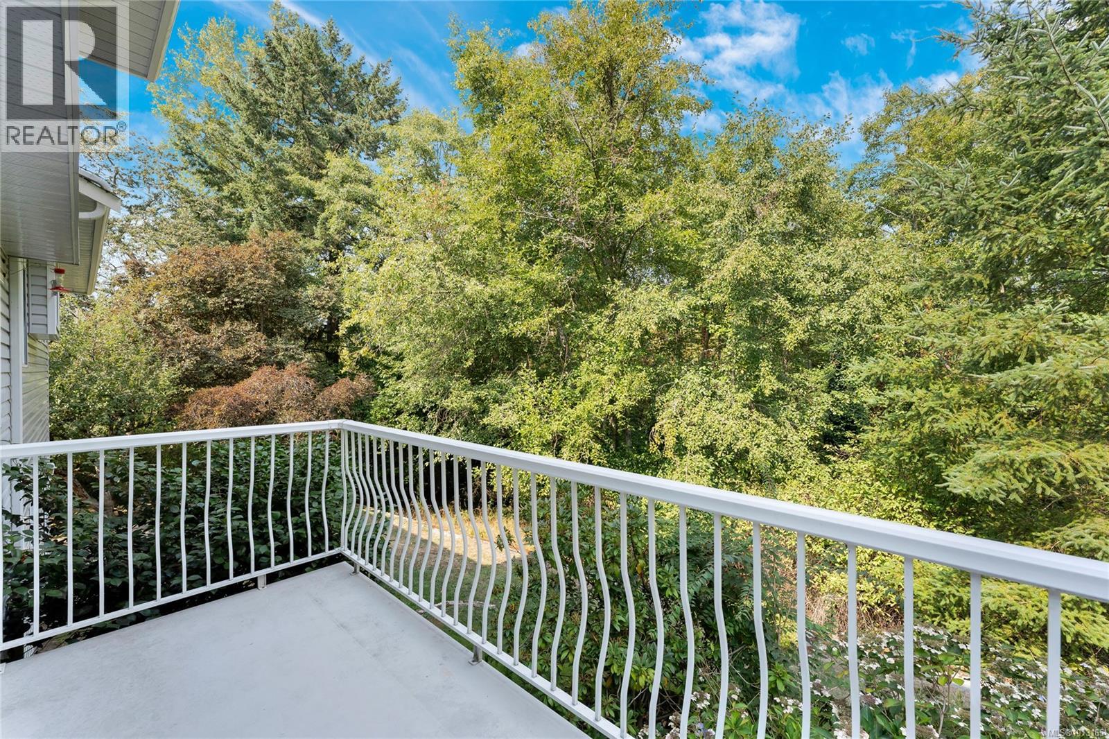  722 Miller Avenue, Saanich