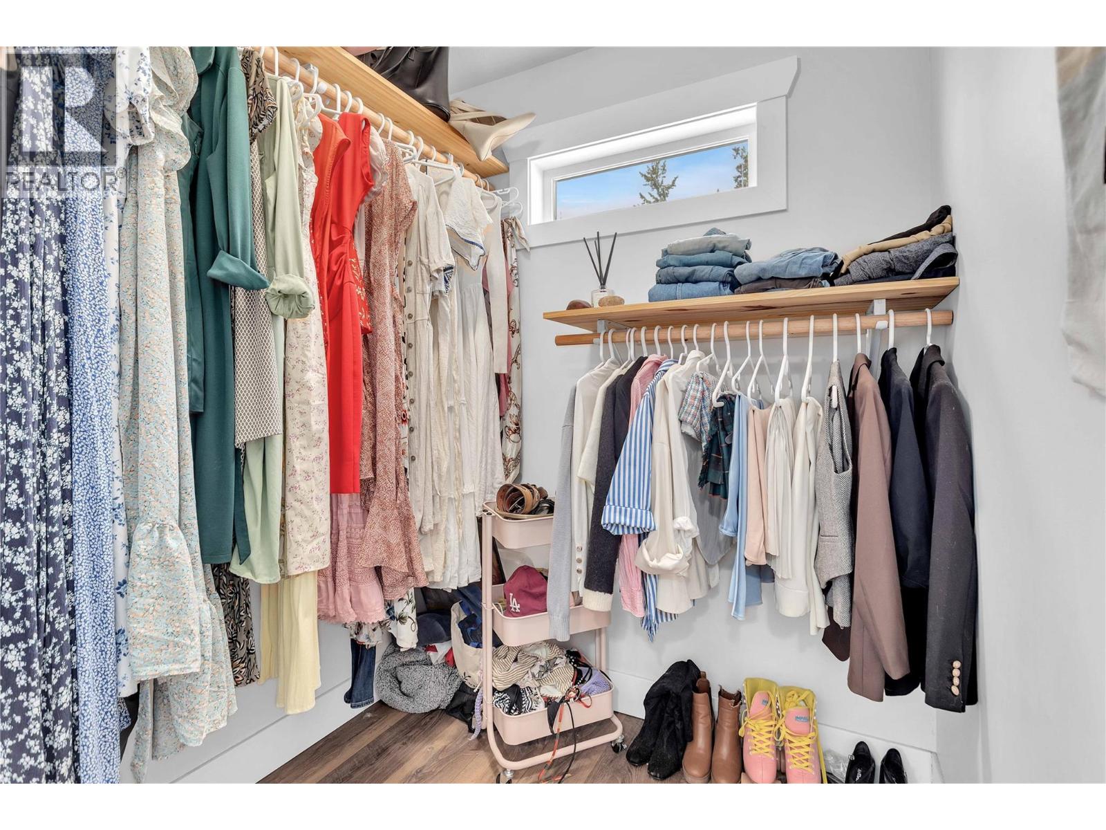  6011 Oyama Lake Road, Lake Country