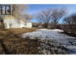 605 3rd Street W, Shaunavon, SK S0N2M0 Photo 7