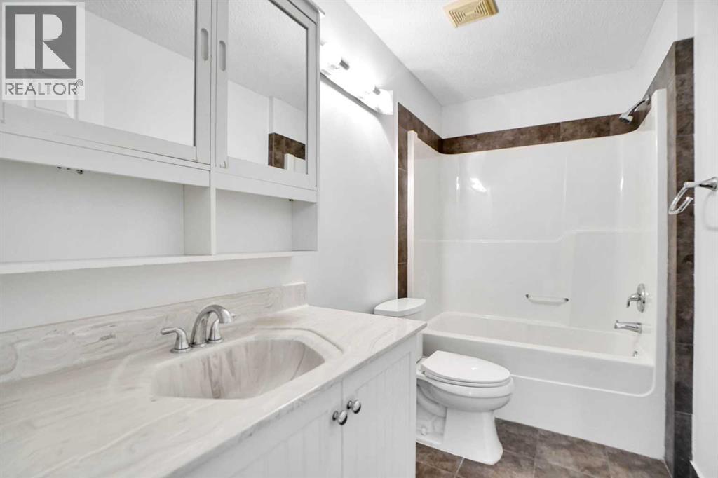 Single Family House for Sale in  Taracove Place NE Taradale Calgary 