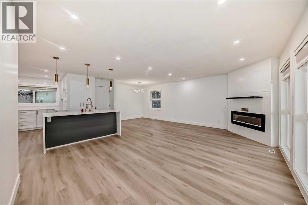 Single Family House Bungalow for Sale in  Huntbourne Hill NE Huntington Hills Calgary 