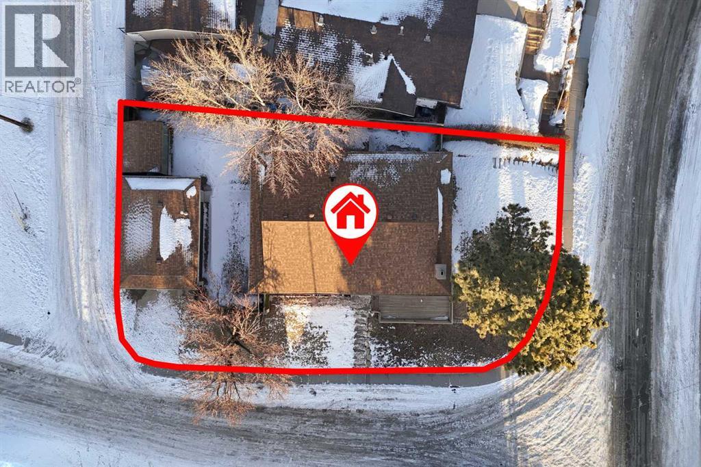 Single Family House Bungalow for Sale in  Huntbourne Hill NE Huntington Hills Calgary 