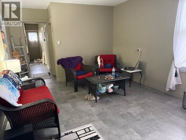 325 WILLOW STREET - Image 3