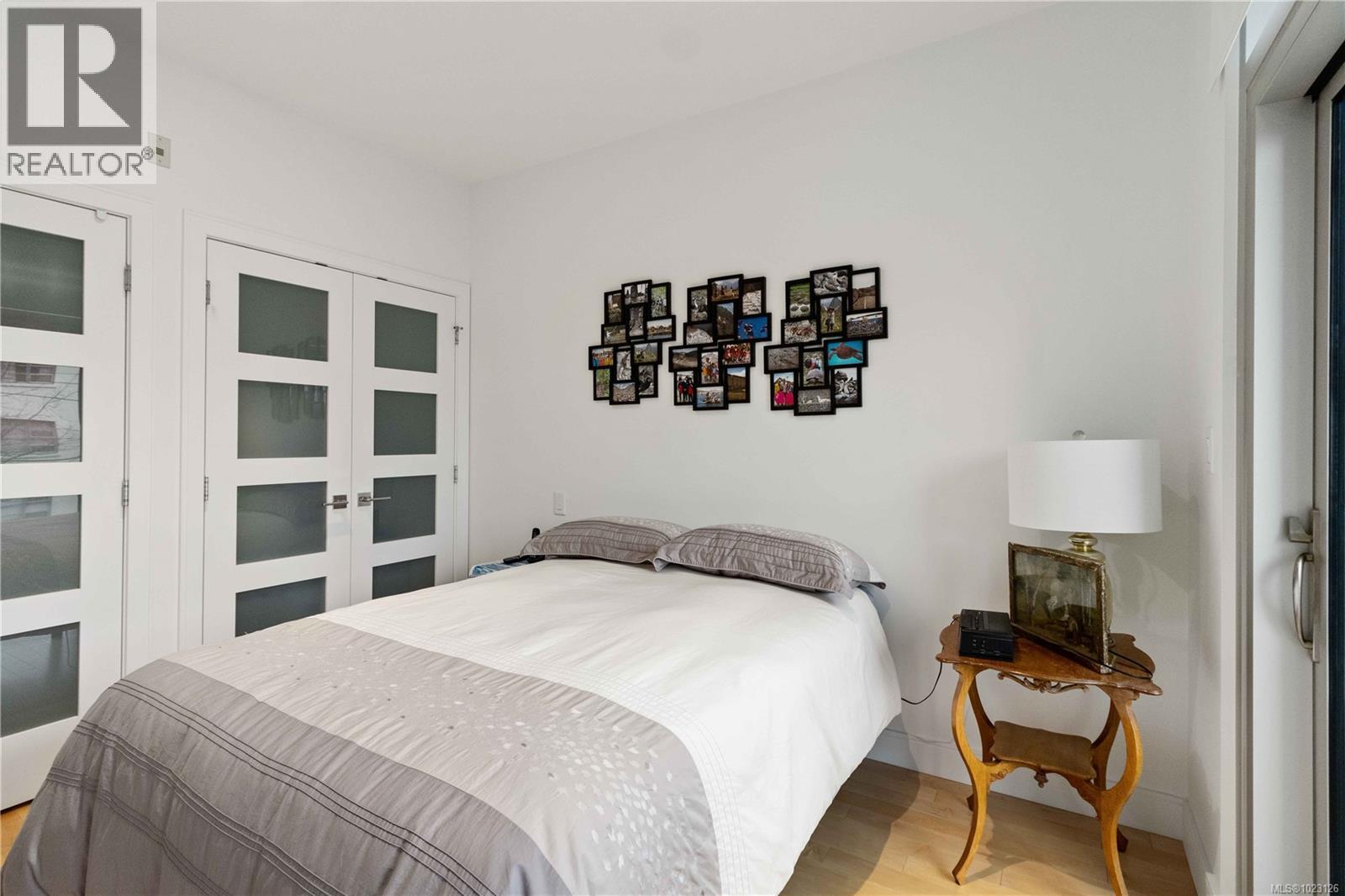 204 916 Lyall St, Esquimalt