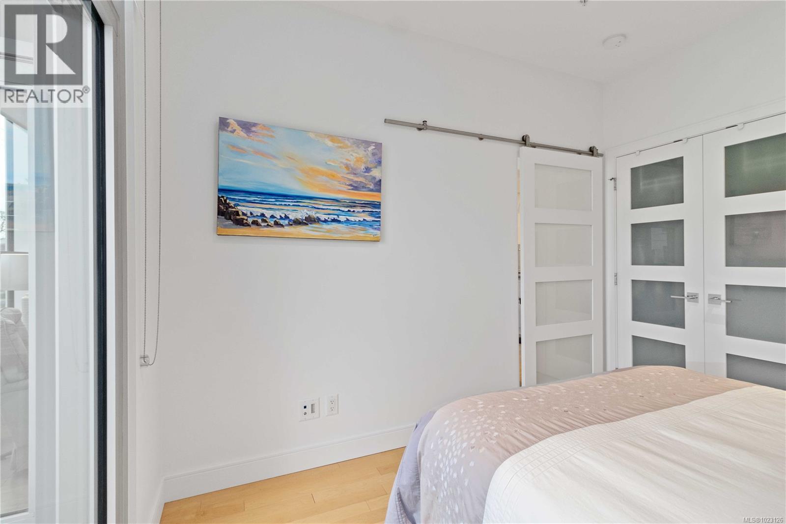 204 916 Lyall St, Esquimalt