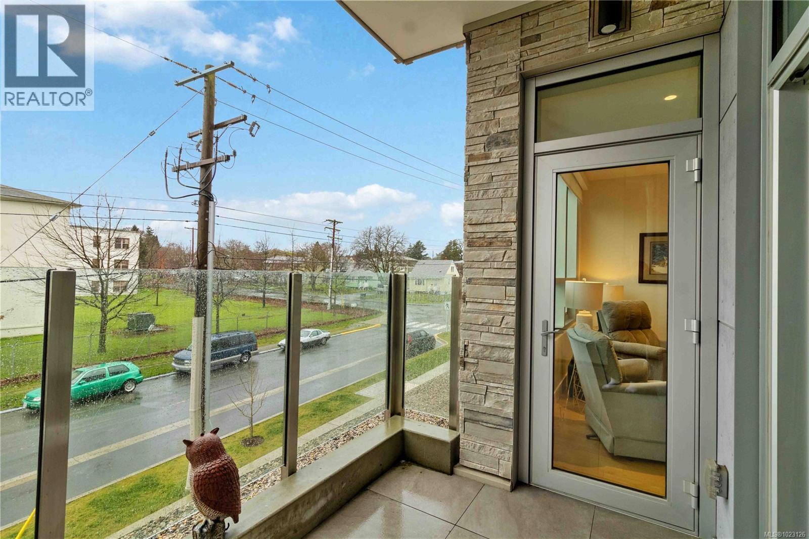 204 916 Lyall St, Esquimalt