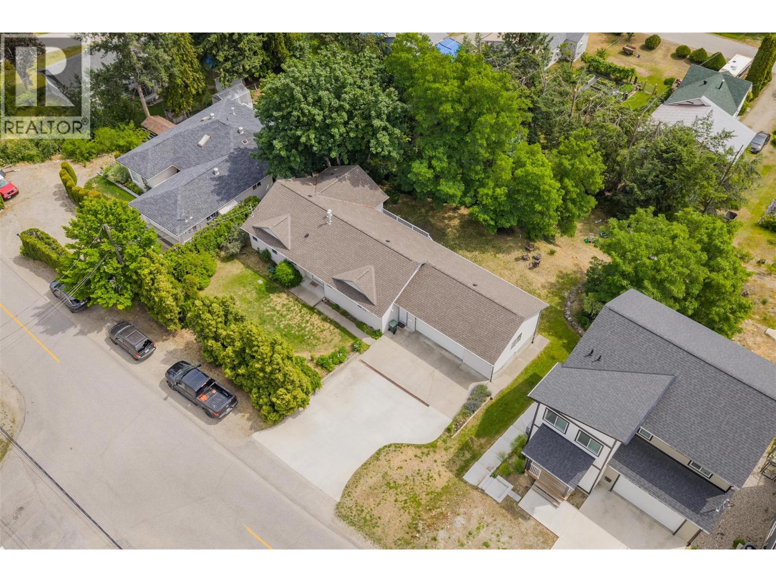 3209 5th Avenue - 2