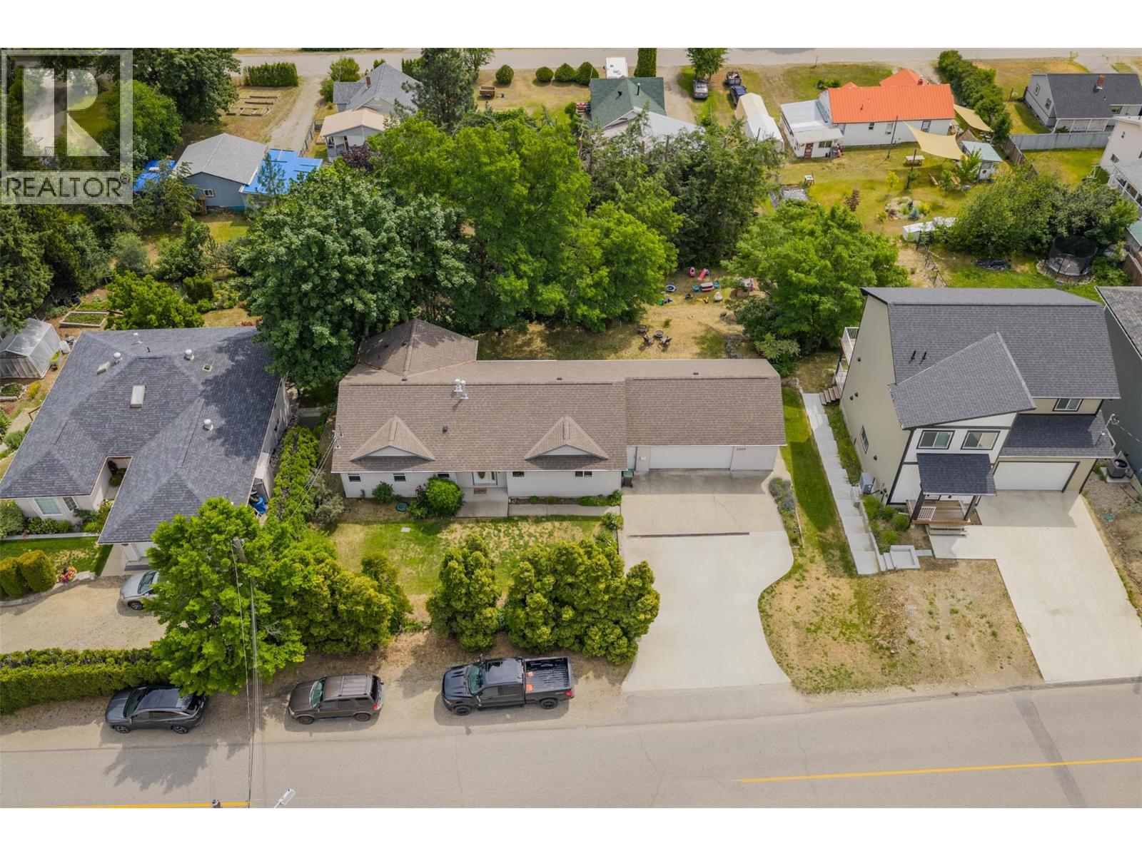 3209 5th Avenue, Castlegar