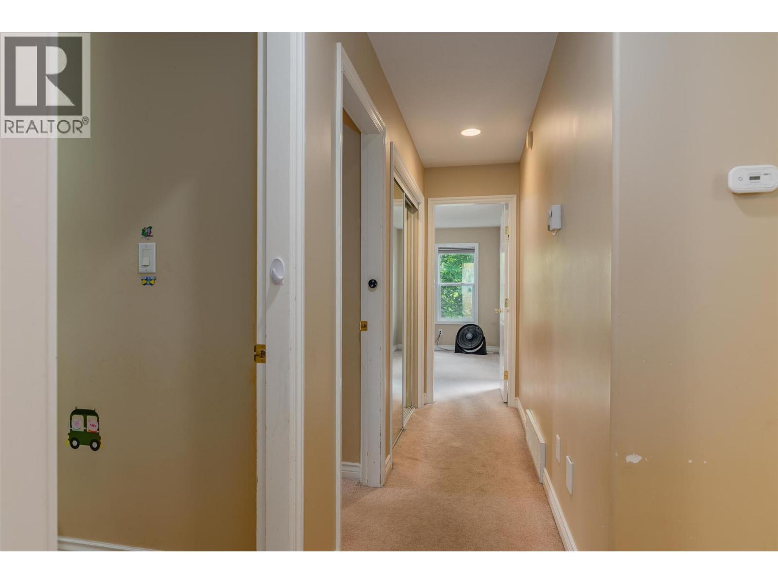 3209 5th Avenue, Castlegar