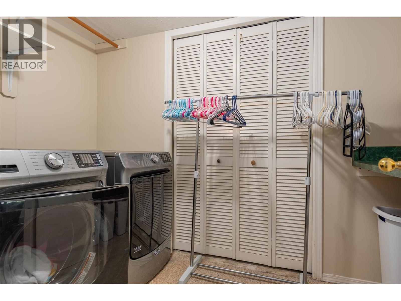 3209 5th Avenue, Castlegar