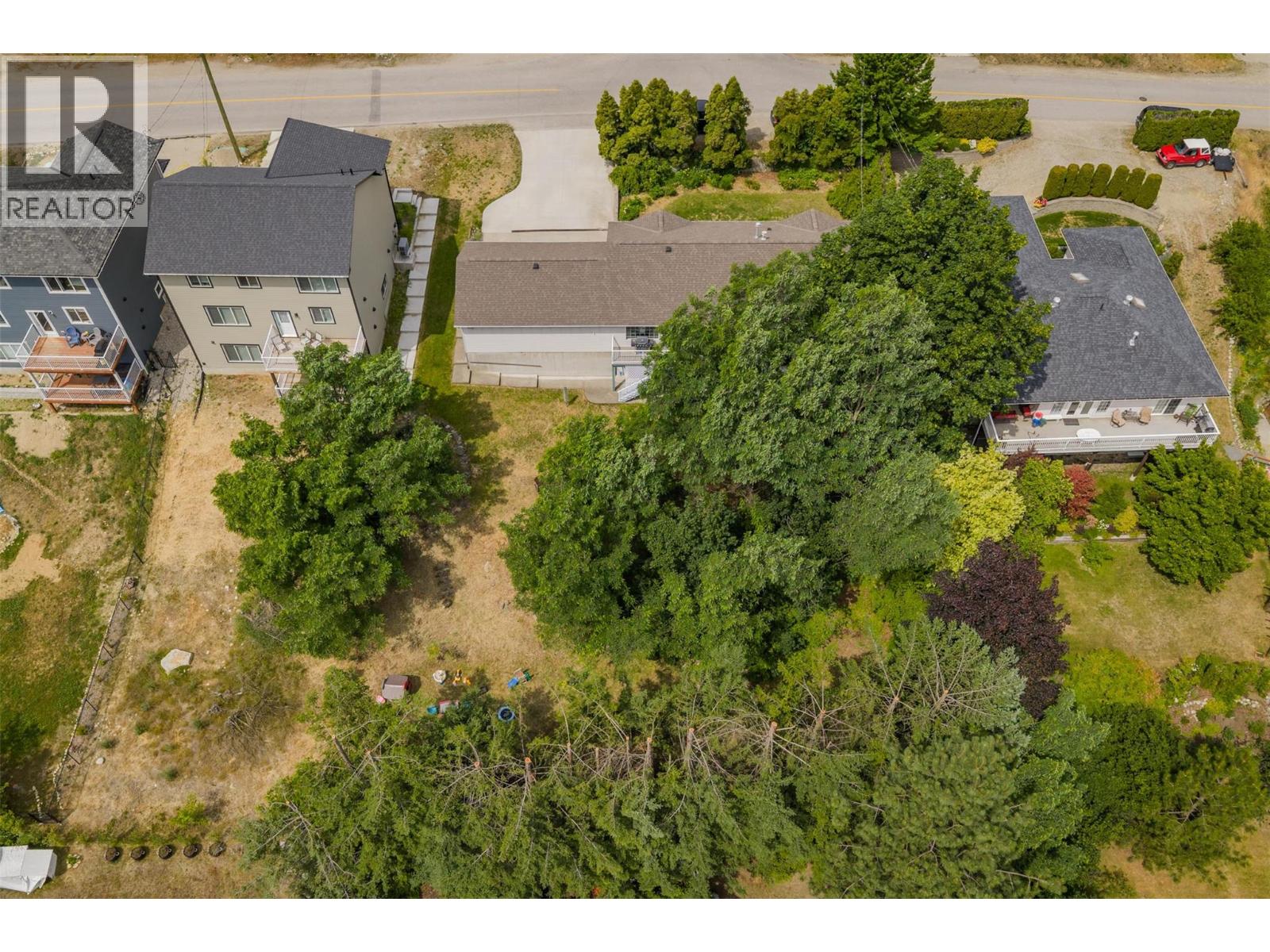 3209 5th Avenue, Castlegar